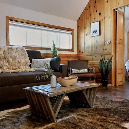 Lake Front Cabins Джун Лейк Екстериор снимка