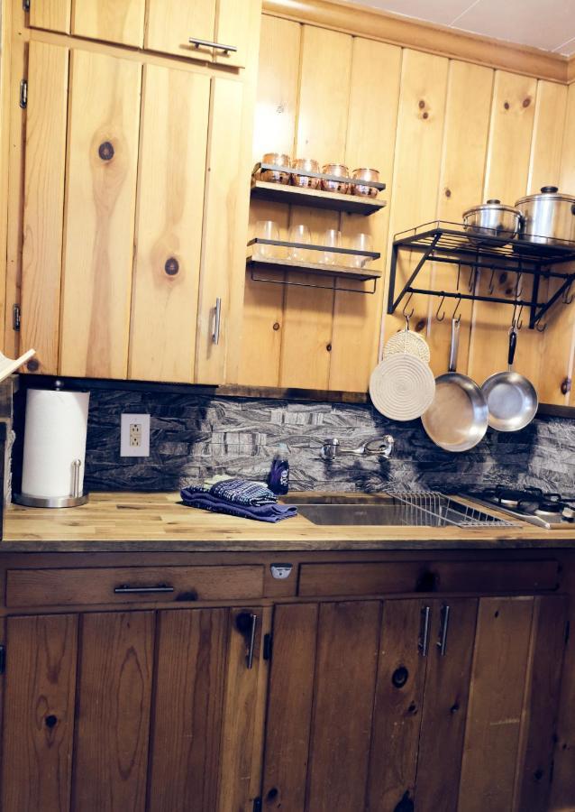 Lake Front Cabins Джун Лейк Екстериор снимка
