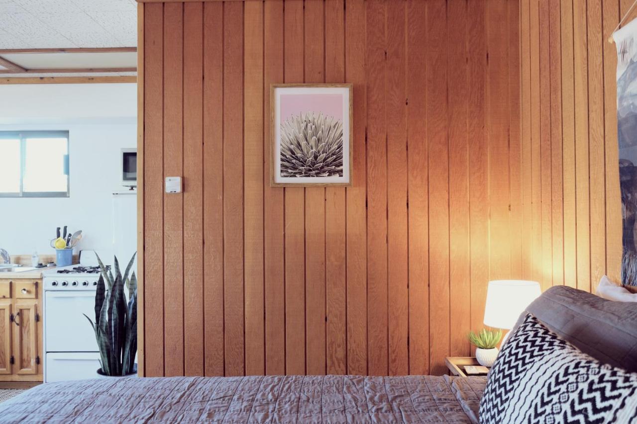 Lake Front Cabins Джун Лейк Екстериор снимка