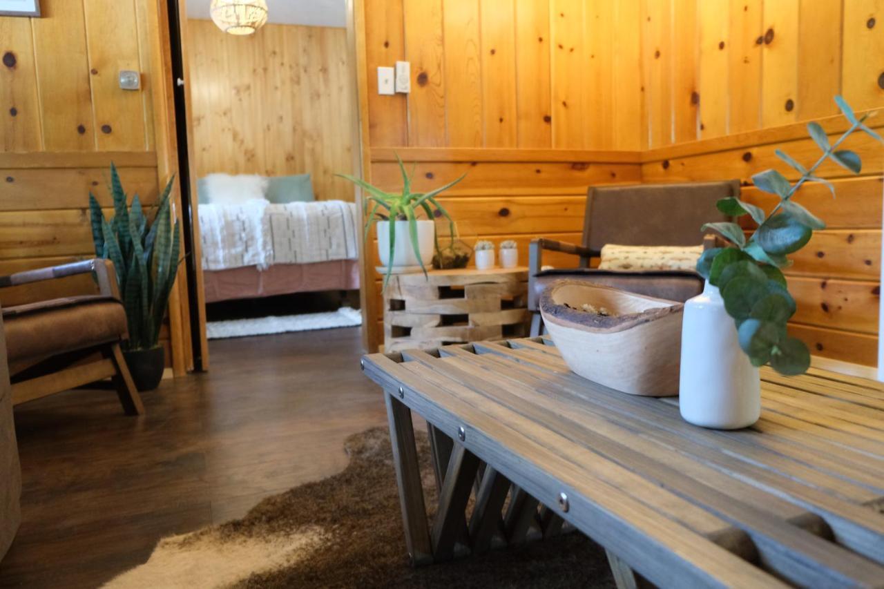 Lake Front Cabins Джун Лейк Екстериор снимка
